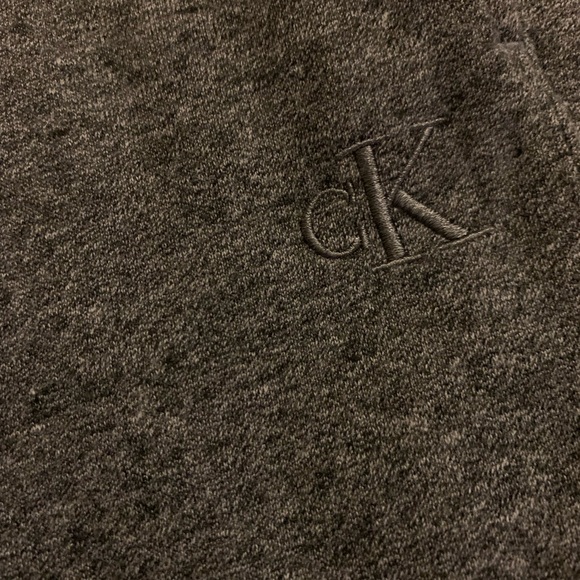 Calvin Klein Men’s Jogger Sweatpants 2XL Charcoal Gray pockets & ankle cuff EUC - Picture 5 of 9